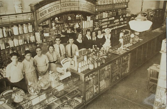 Cafe Majestic Staff, 1937